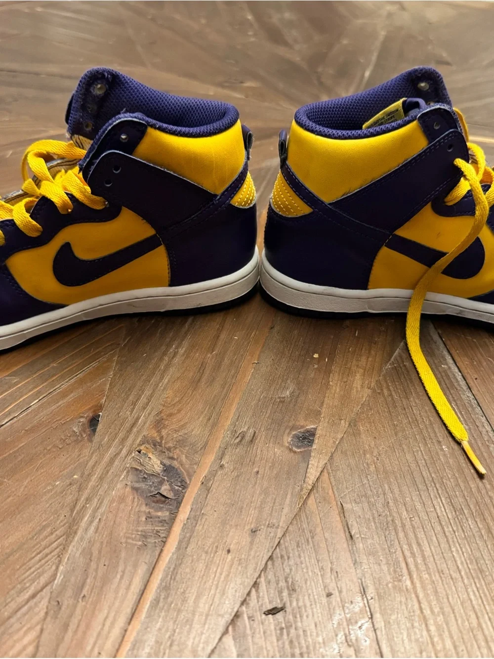 Nike Kids High-Top Sneakers in Purple and Yellow